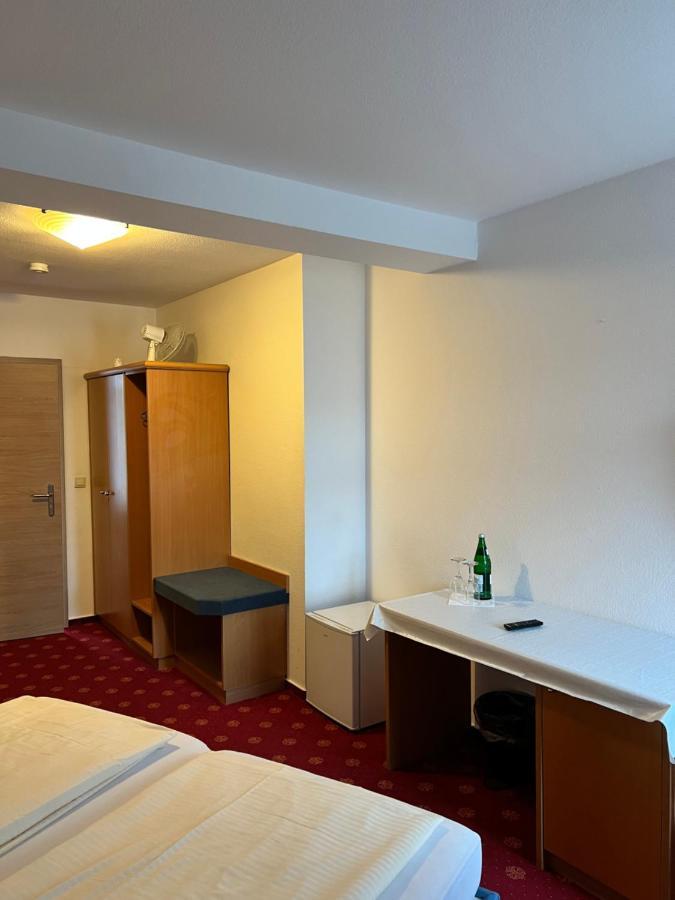Hotel Schwartzer Loewe Babenhausen  Buitenkant foto