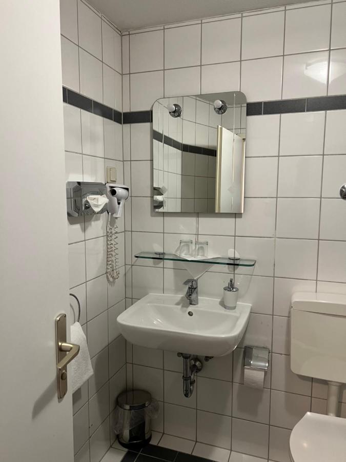 Hotel Schwartzer Loewe Babenhausen  Buitenkant foto
